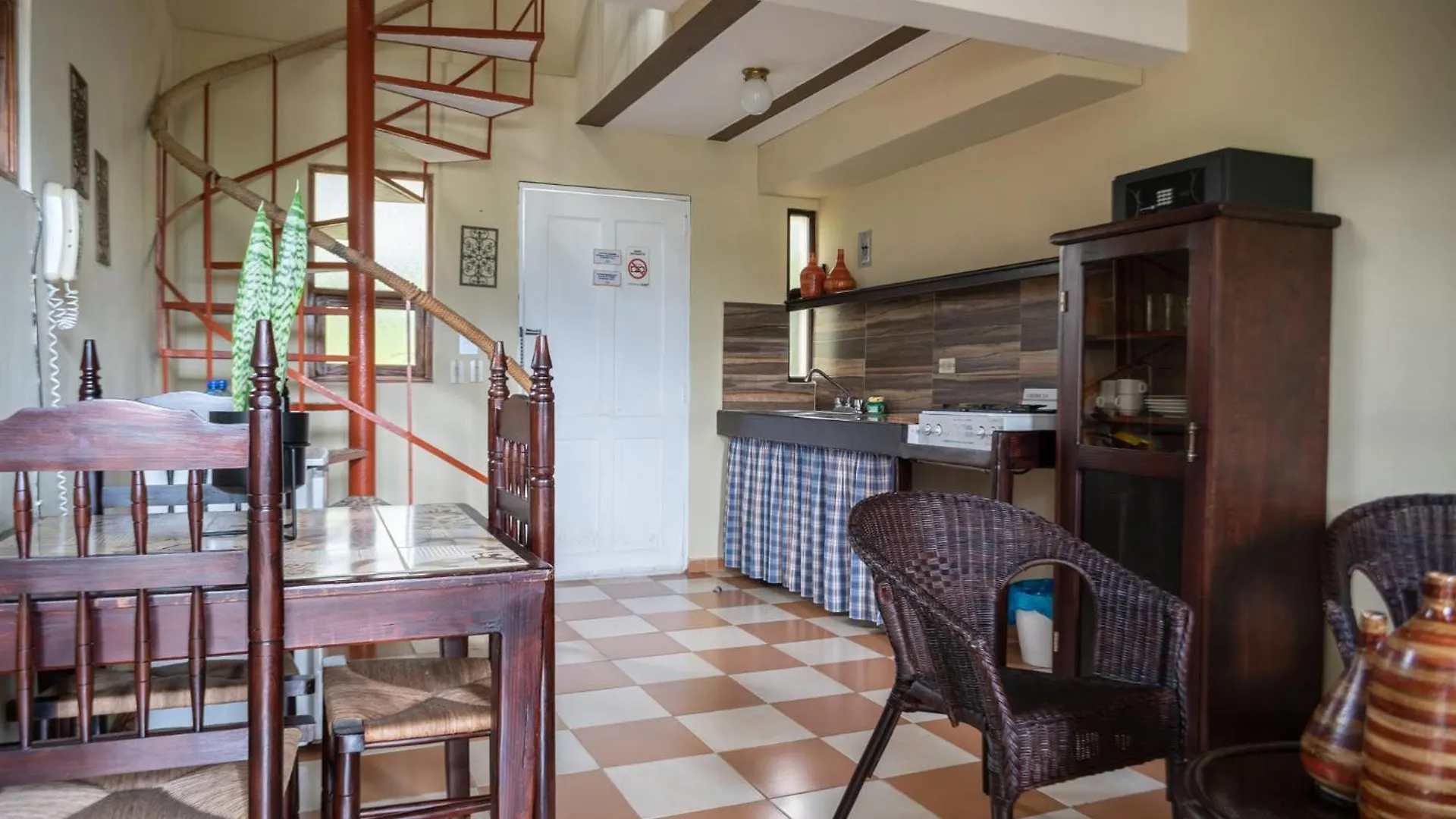 Hotel Altocerro Constanza
