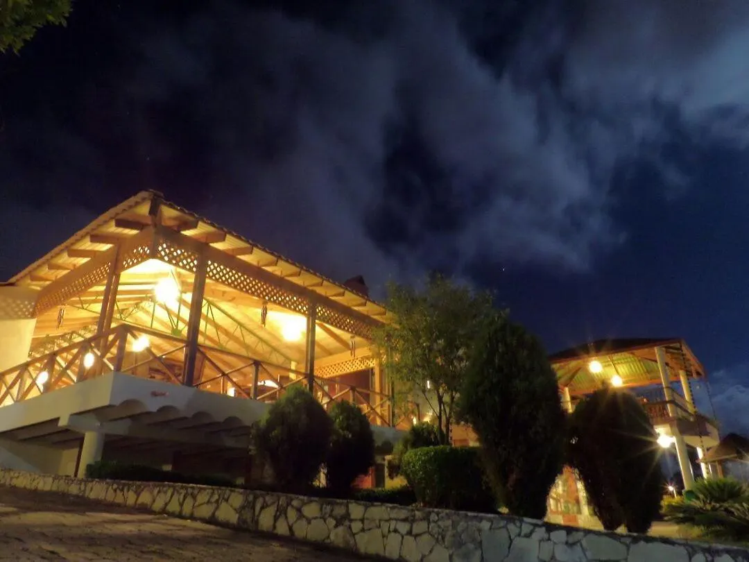 Hotel Altocerro Constanza