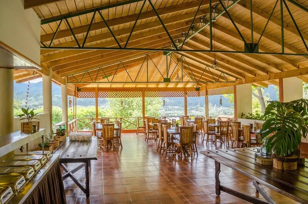 Hotel Altocerro Constanza